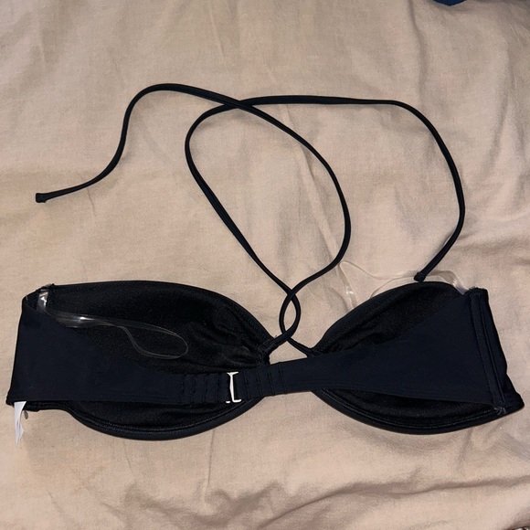 NWOT Abercrombie halter bikini top - Picture 2 of 3